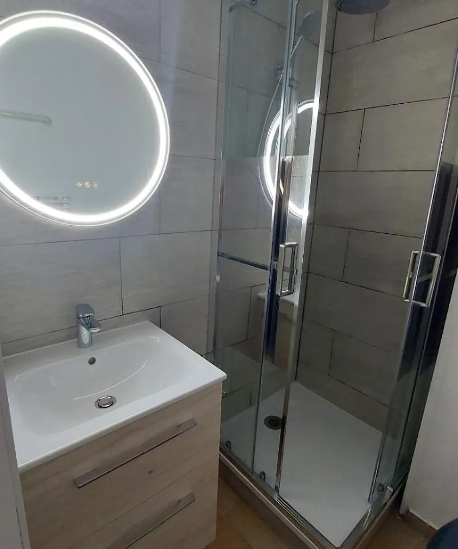 Appt 3 Etoiles - Parking - Clim - Piscine - Mer A 50M Roquebrune-sur Argens 0*,