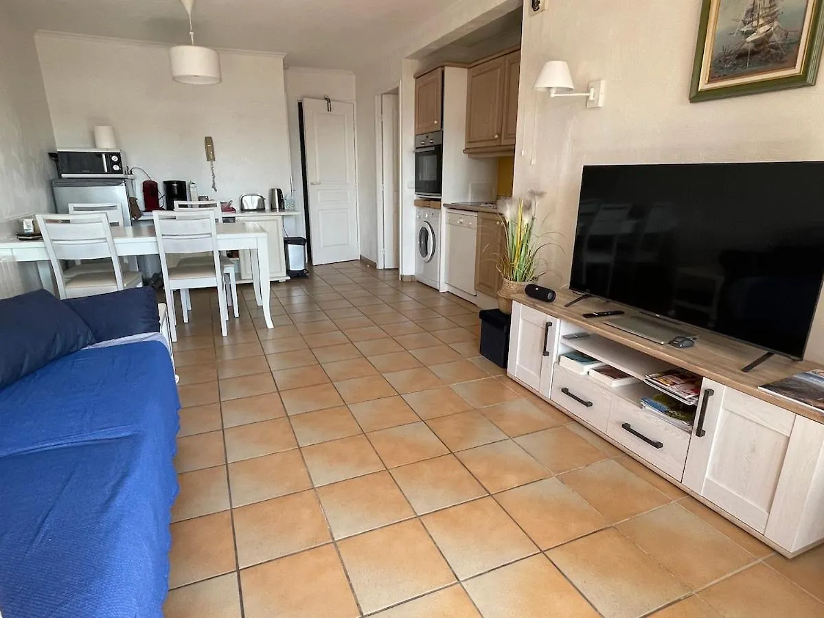 Appt 3 Etoiles - Parking - Clim - Piscine - Mer A 50M Roquebrune-sur Argens